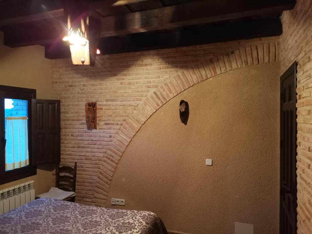 Casa Rural La Casa De Los Pollos Turrubuelo المظهر الخارجي الصورة