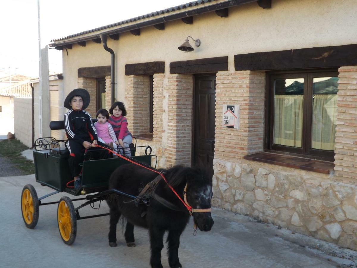Casa Rural La Casa De Los Pollos Turrubuelo المظهر الخارجي الصورة